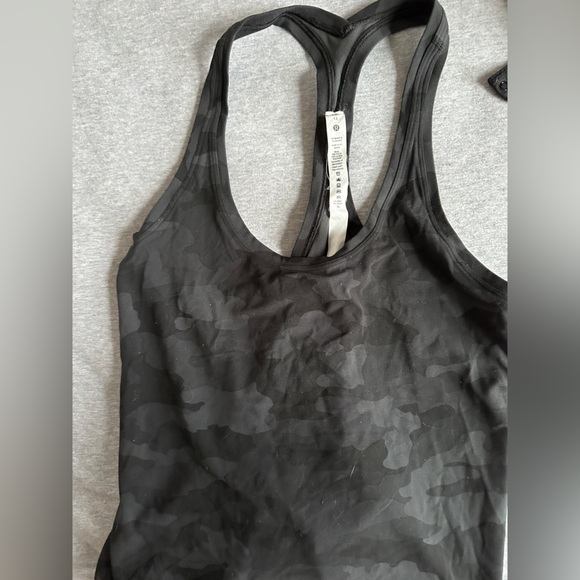 Cool Racerback short - Picture 2 of 2